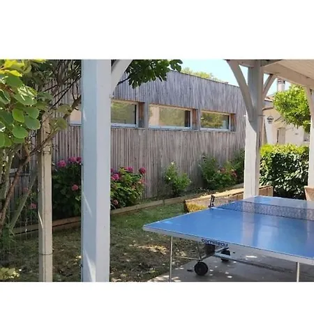 Maison Familiale Climatisee Piscine *